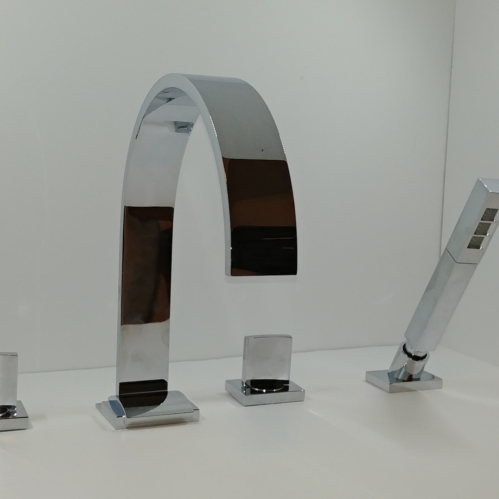 Sade Double Handle Deck Mounted Roman Tub Faucet F